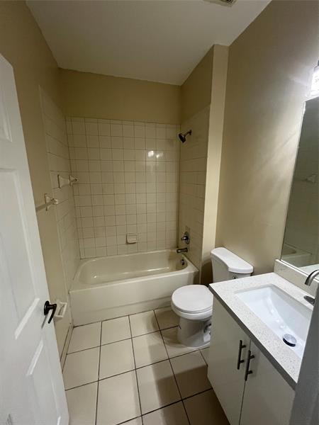 Image 7 of 15 For 1780 Via Rossa