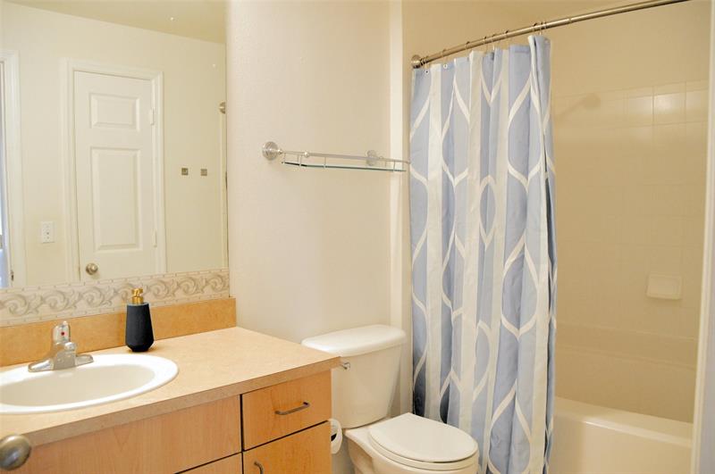 Image 16 of 32 For 533 3rd Ave  141