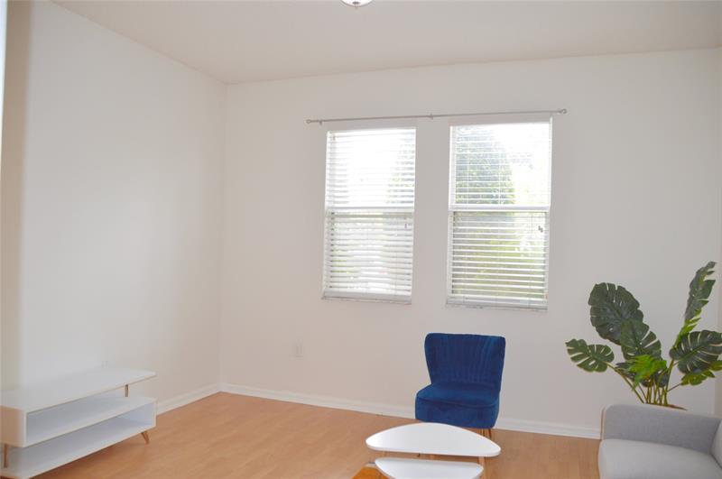 Image 6 of 32 For 533 3rd Ave  141