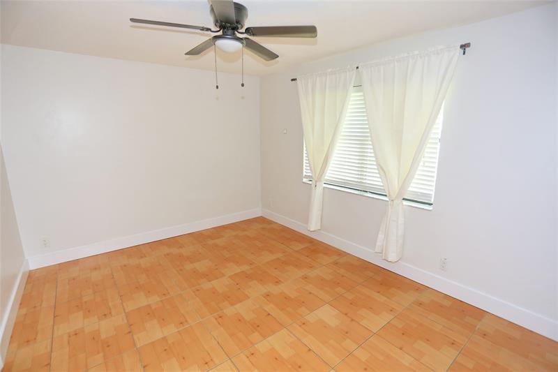 Image 35 of 37 For 6616 Parkway Dr  6616