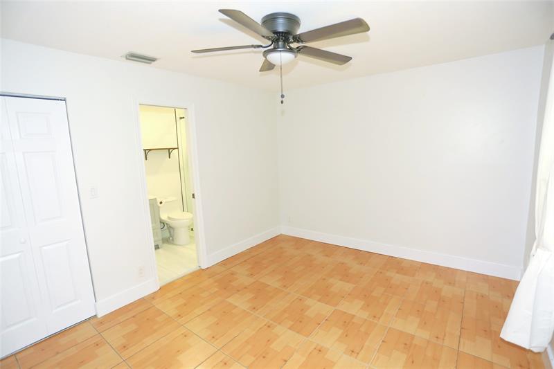 Image 36 of 37 For 6616 Parkway Dr  6616