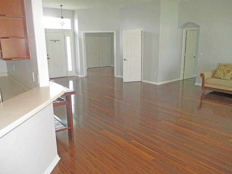 Image 15 of 36 For 935 Southlakes Way