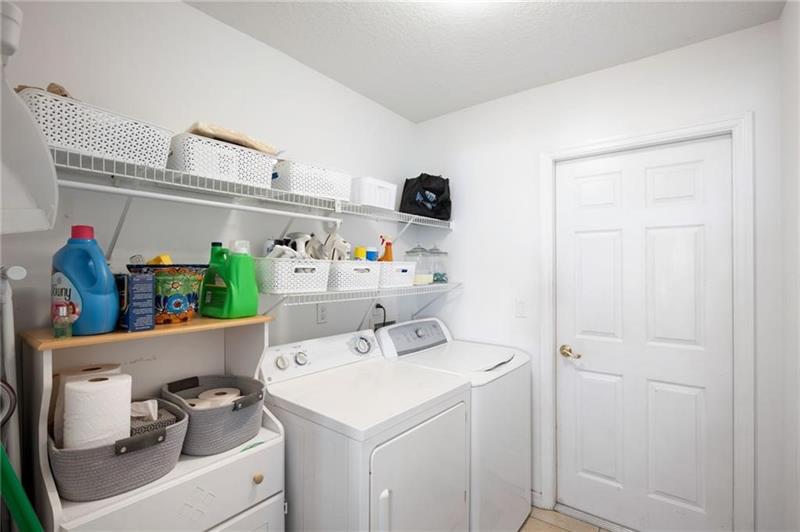 Image 34 of 36 For 935 Southlakes Way