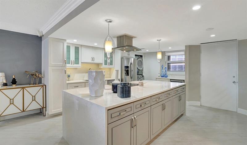 Image 3 of 43 For 4100 Galt Ocean Dr  305