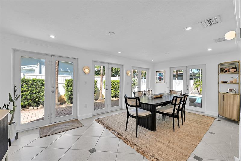 Image 12 of 47 For 281 18th Ct  