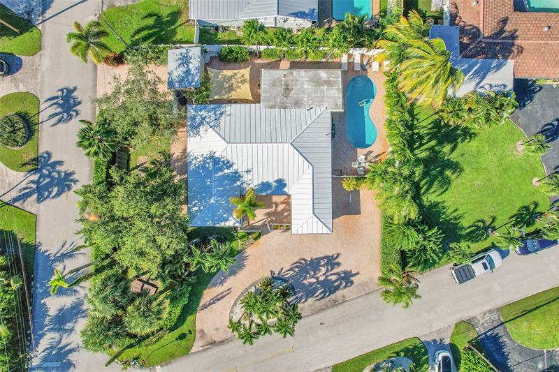 Image 36 of 47 For 281 18th Ct  