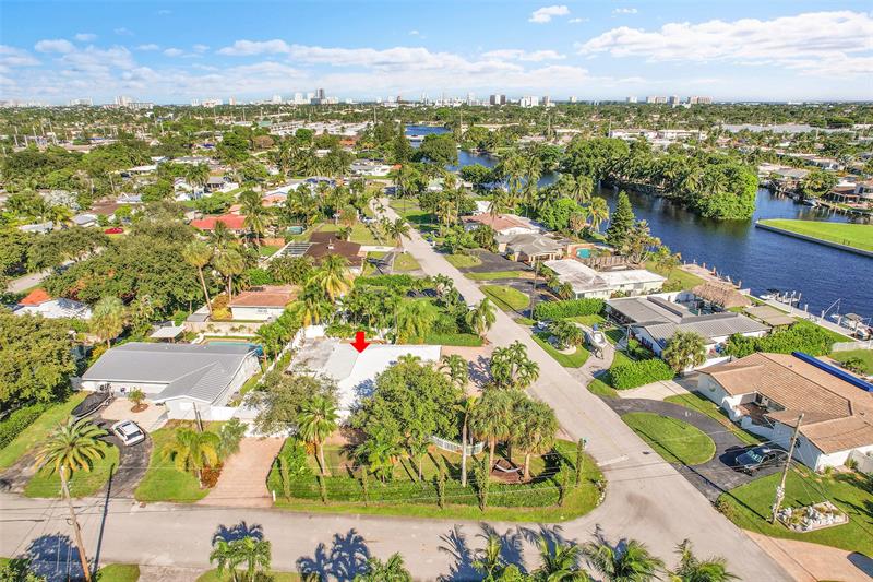 Image 42 of 47 For 281 18th Ct  