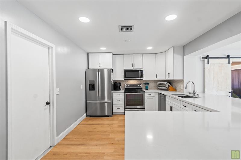 Image 14 of 43 For 3161 65th Dr