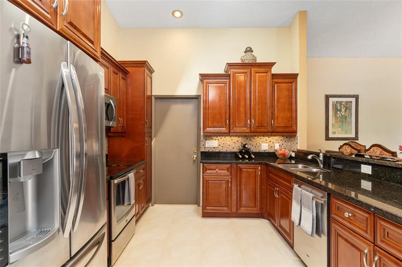 Image 13 of 27 For 21011 Windemere Ln