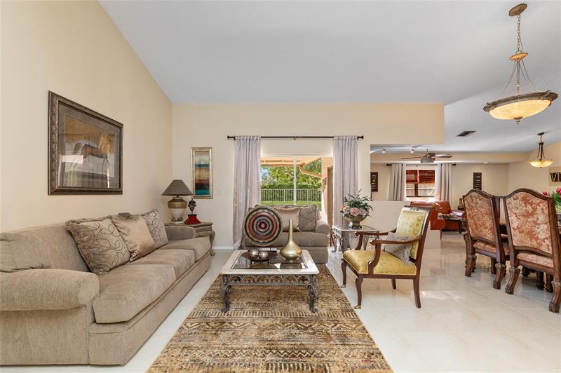 Image 5 of 27 For 21011 Windemere Ln