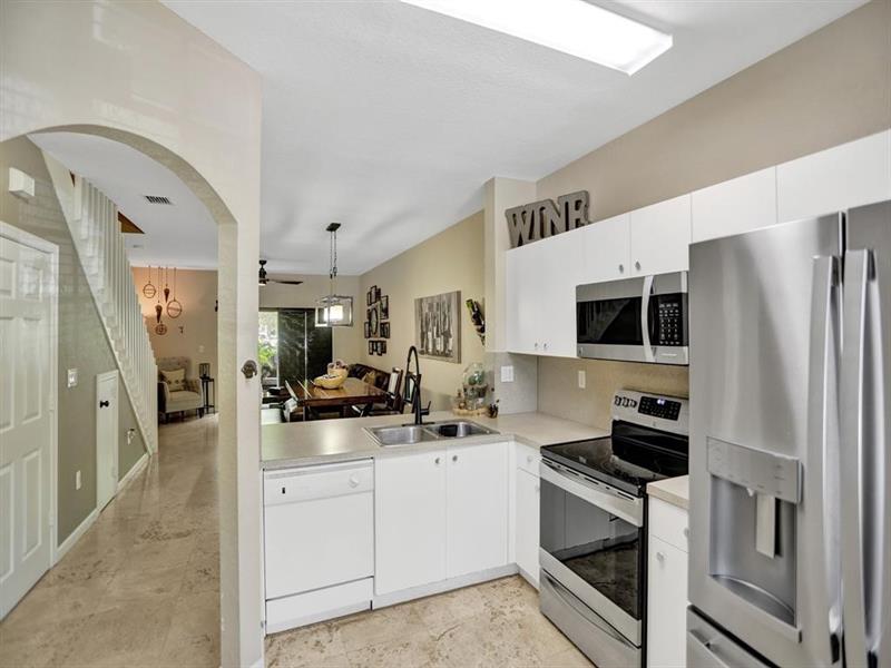 Image 12 of 26 For 7917 Tuscany Ct