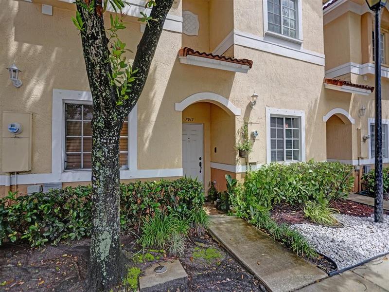Image 3 of 26 For 7917 Tuscany Ct