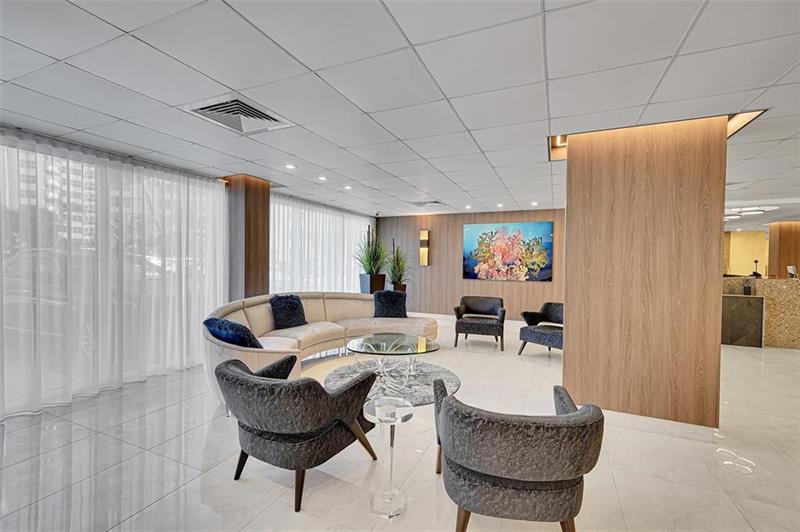 Image 3 of 40 For 3550 Galt Ocean Dr  102