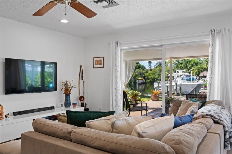 Image 17 of 36 For 1798 Cabin Pl