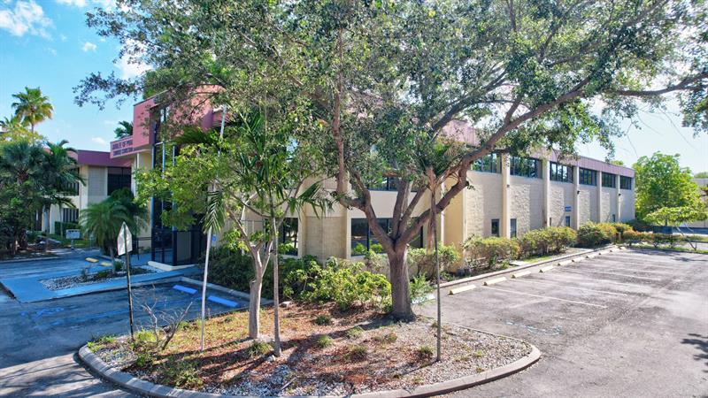 Image 13 of 76 For 4505 103rd Ave