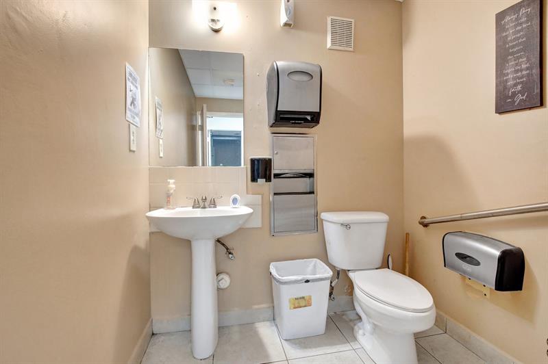 Image 14 of 76 For 4505 103rd Ave