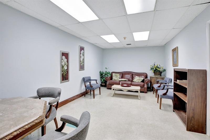 Image 21 of 76 For 4505 103rd Ave