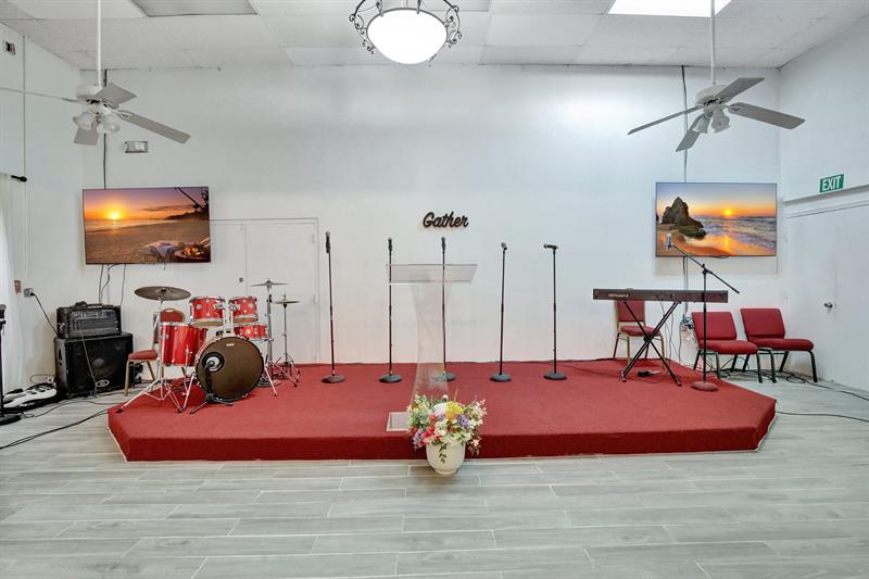 Image 30 of 76 For 4505 103rd Ave