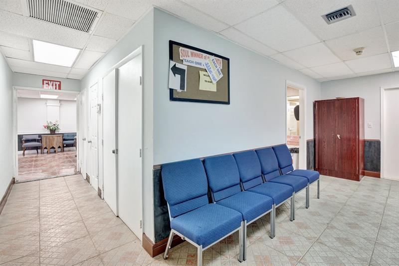 Image 36 of 76 For 4505 103rd Ave