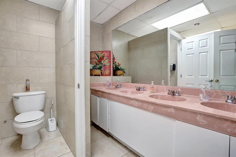 Image 40 of 76 For 4505 103rd Ave