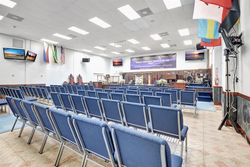 Image 50 of 76 For 4505 103rd Ave