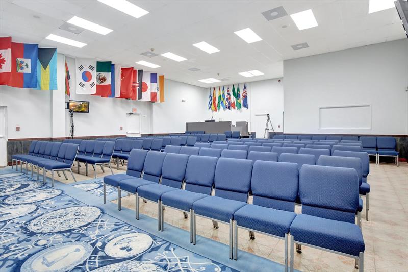 Image 53 of 76 For 4505 103rd Ave