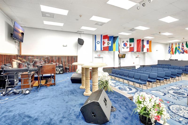 Image 55 of 76 For 4505 103rd Ave