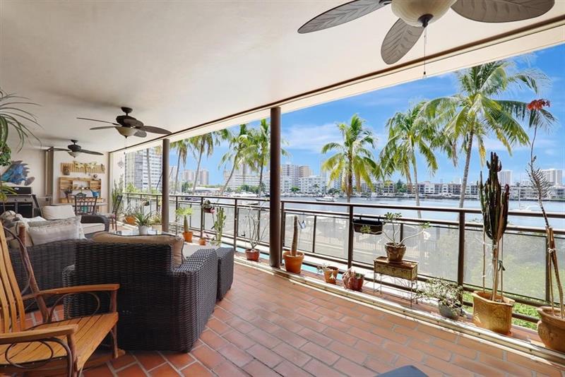 Image 29 of 70 For 2300 Diana  203