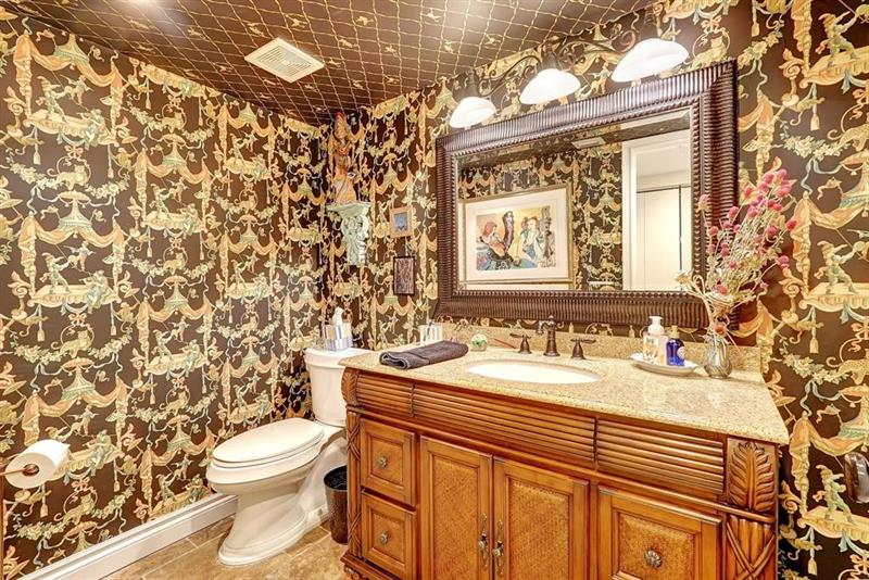 Image 38 of 70 For 2300 Diana  203