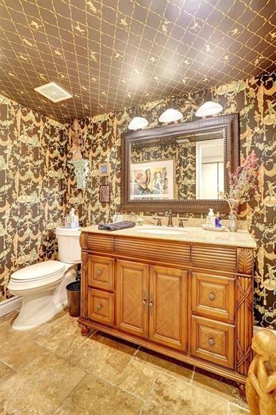 Image 39 of 70 For 2300 Diana  203