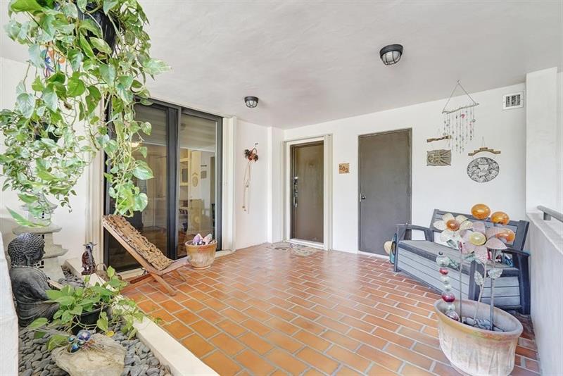 Image 4 of 70 For 2300 Diana  203