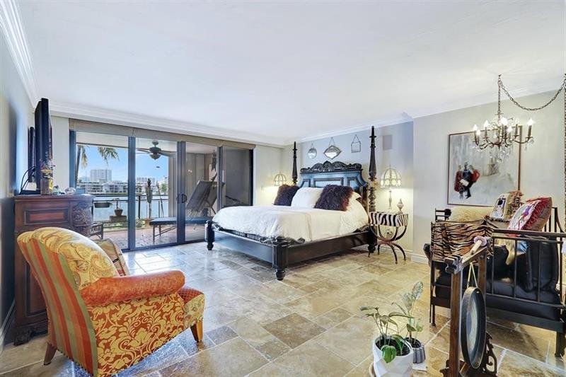 Image 45 of 70 For 2300 Diana  203