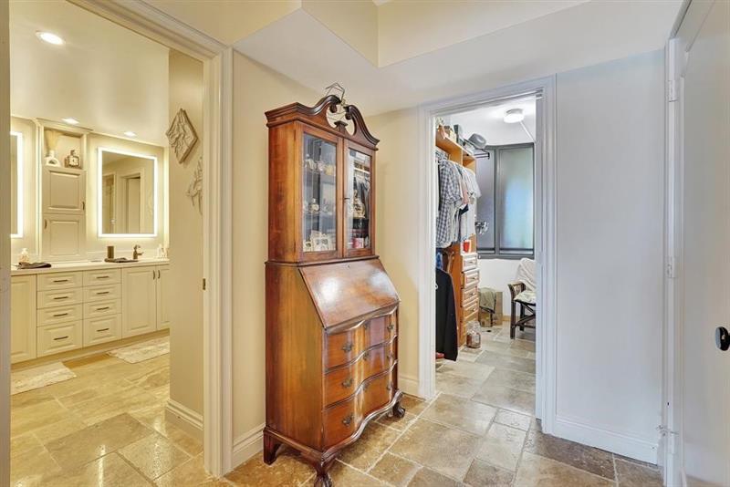 Image 49 of 70 For 2300 Diana  203