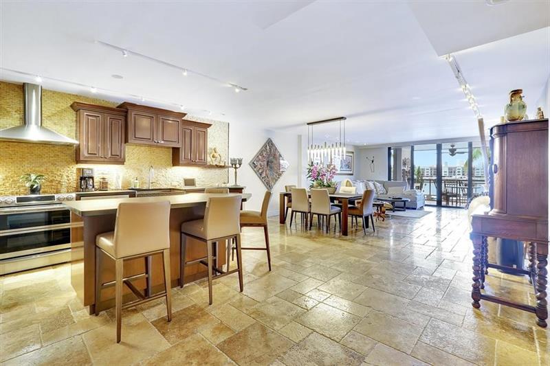 Image 6 of 70 For 2300 Diana  203