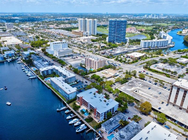 Image 61 of 70 For 2300 Diana  203