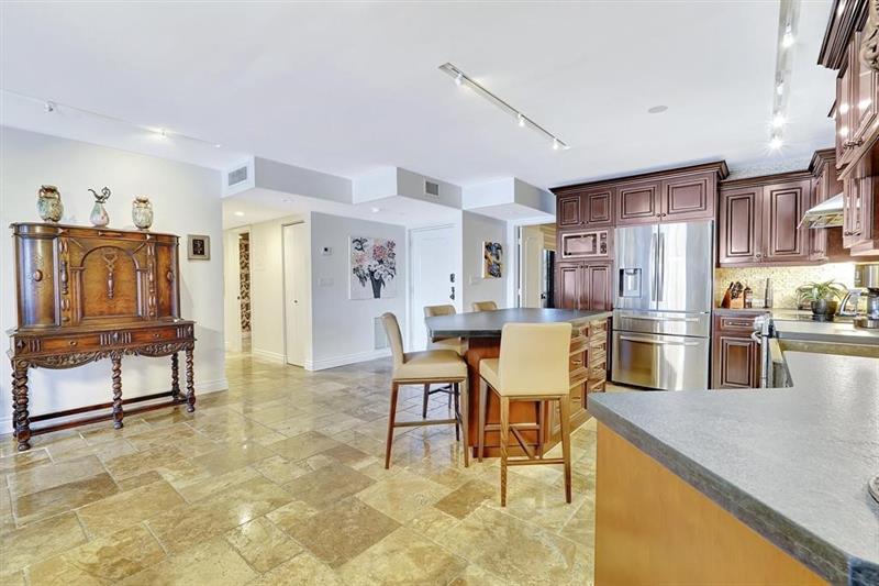 Image 9 of 70 For 2300 Diana  203