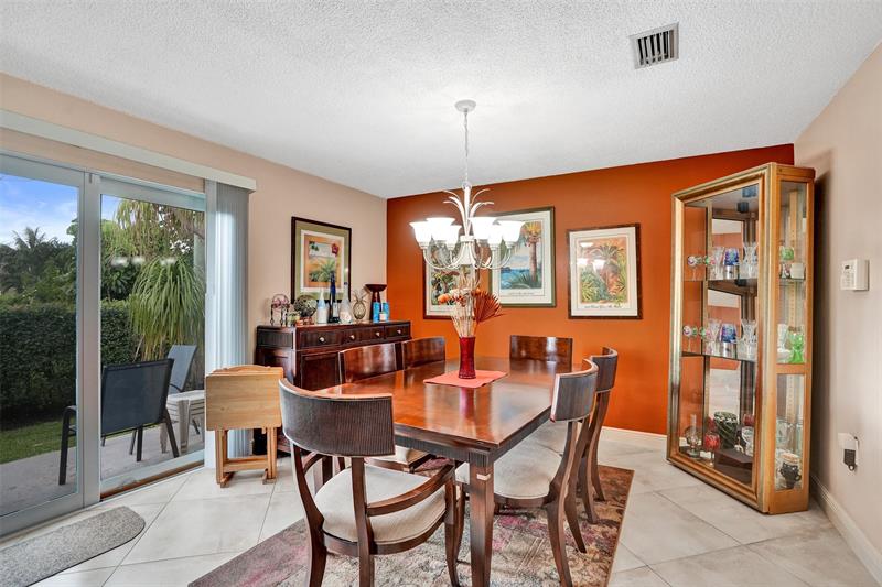 Image 9 of 21 For 2740 46th Pl