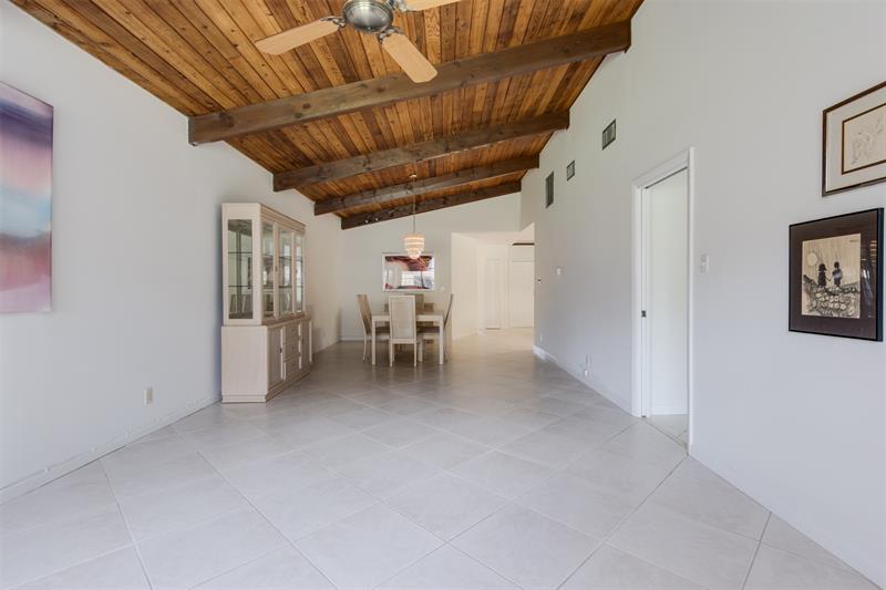 Image 16 of 56 For 450 Briarwood Cir  2