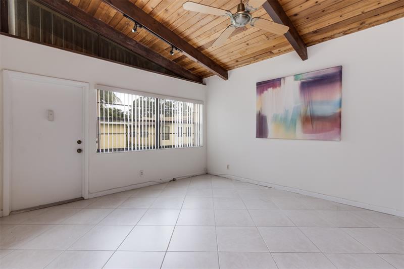 Image 20 of 56 For 450 Briarwood Cir  2
