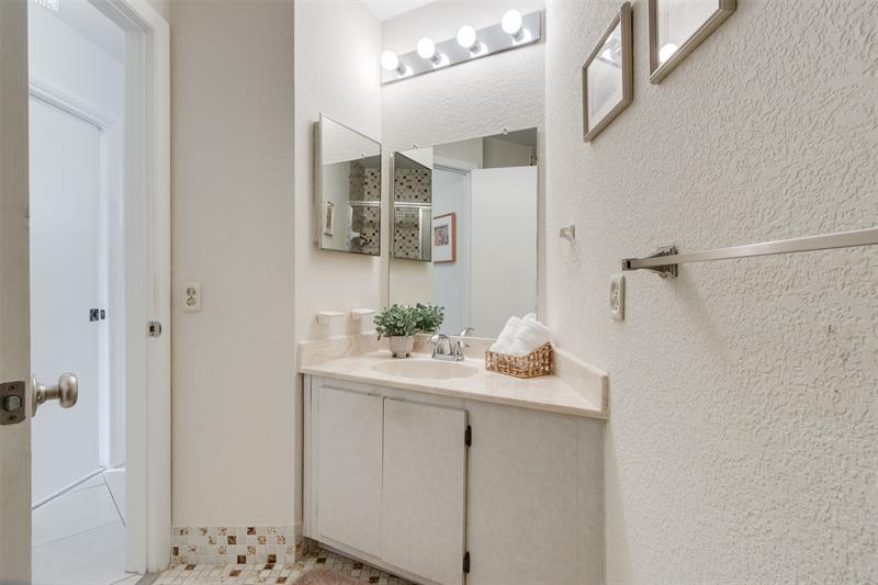 Image 35 of 56 For 450 Briarwood Cir  2