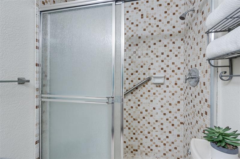 Image 36 of 56 For 450 Briarwood Cir  2