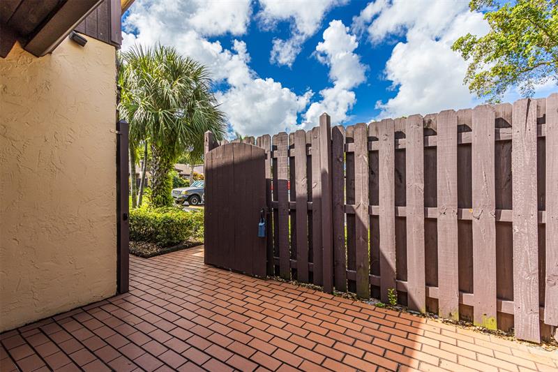 Image 37 of 56 For 450 Briarwood Cir  2