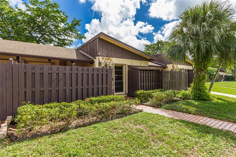 Image 39 of 56 For 450 Briarwood Cir  2