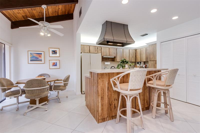 Image 4 of 56 For 450 Briarwood Cir  2