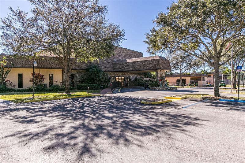 Image 44 of 56 For 450 Briarwood Cir  2