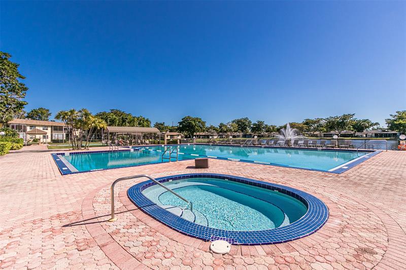 Image 47 of 56 For 450 Briarwood Cir  2