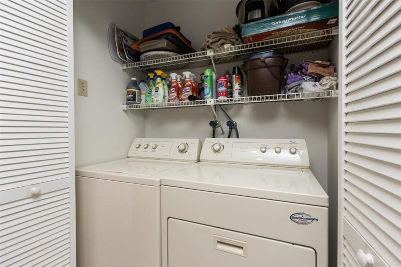 Image 9 of 56 For 450 Briarwood Cir  2