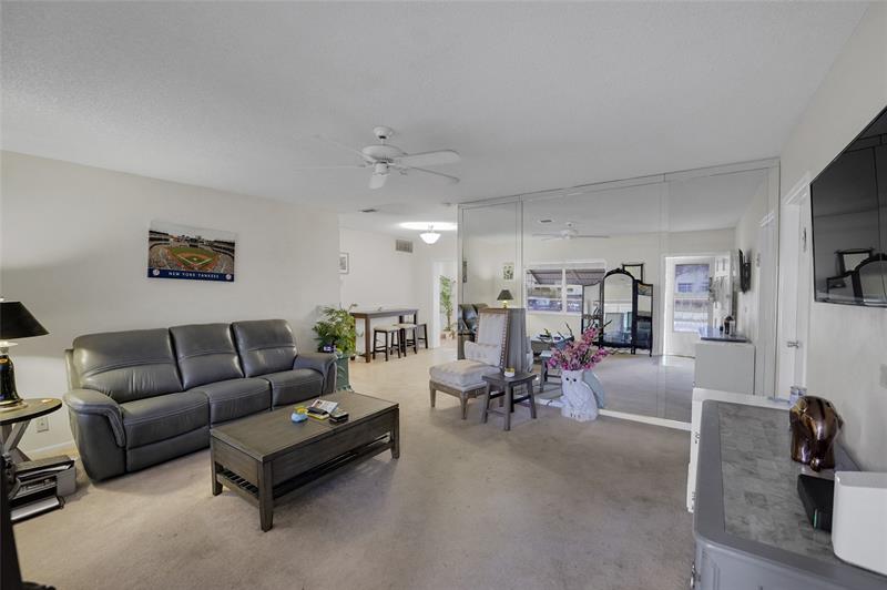 Image 18 of 27 For 2617 Natura Ave