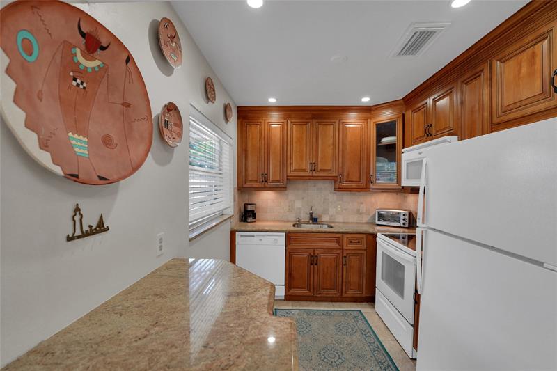 Image 4 of 27 For 2617 Natura Ave