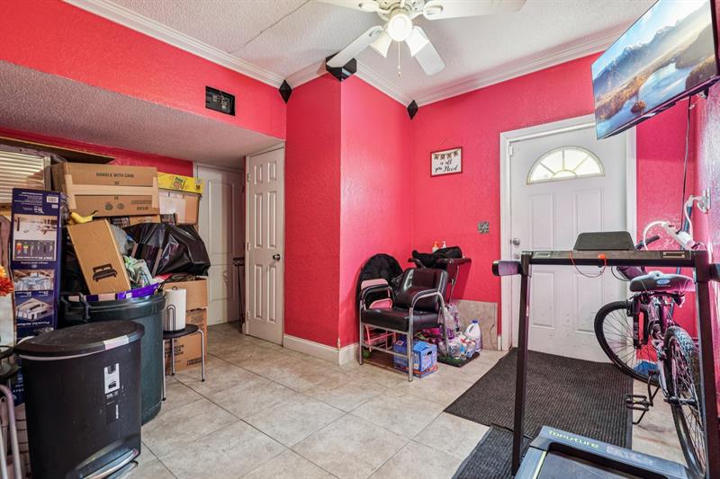 Image 40 of 70 For 5411 19th St